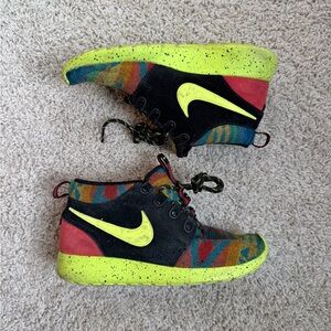 Nike Roshe One Mid Winter Pendleton GS Sneakers 6Y